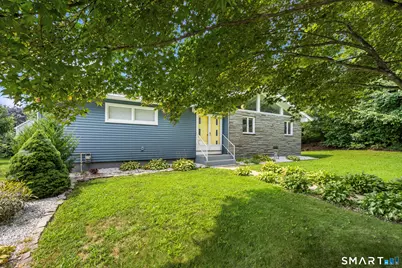 24 Carpenter Street, Norwich, CT 06360 - Photo 2