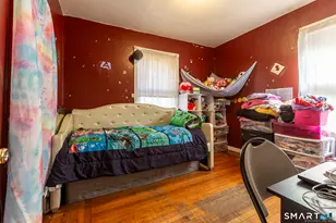 55 Connecticut Ave, New London, CT 06320 - Photo 4