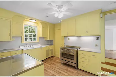 10 Vista Terrace, New Haven, CT 06515 - Photo 12