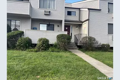252 Harlem Avenue #A2, Bridgeport, CT 06606 - Photo 2