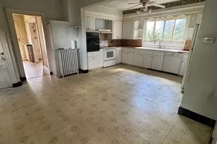 136 Collis St, West Haven, CT 06516 - Photo 10