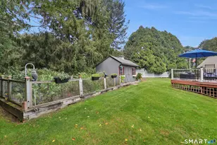 105 Highland Ave, Wallingford, CT 06492 - Photo 32