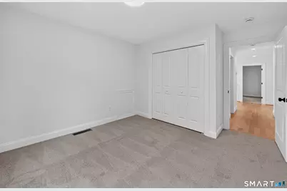 10 Maple Avenue, Bristol, CT 06010 - Photo 34
