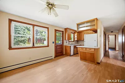 12 Southwood Drive, West Hartford, CT 06110 - Photo 10