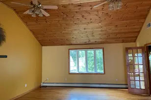 112 Maple St, Seymour, CT 06483 - Photo 16
