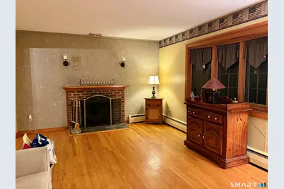 112 Maple Street, Seymour, CT 06483 - Photo 2