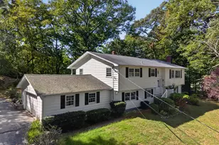 35 Inchcliffe Dr, Ledyard, CT 06335 - Photo 1