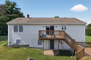 45 Wolf Den Dr, Pomfret, CT 06259 - Photo 32