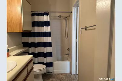 212 Carriage Crossing Lane #212, Middletown, CT 06457 - Photo 8