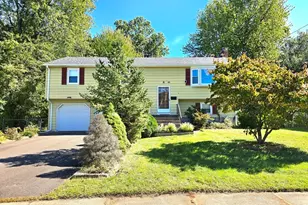 4 Echo Ln, West Hartford, CT 06107 - Photo 28