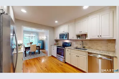 6 Reggie Way #B, East Windsor, CT 06016 - Photo 2