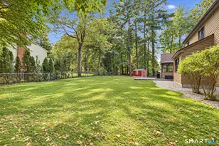 163 Juniper Dr, Avon, CT 06001 - Photo 4
