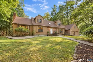 163 Juniper Dr, Avon, CT 06001 - Photo 2
