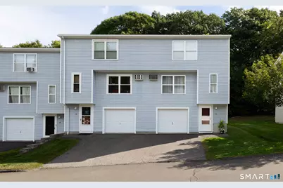 30 Seymour Road #E1, Plymouth, CT 06786 - Photo 1