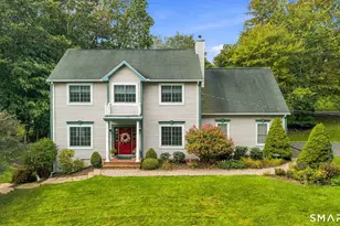 17 Baum Dr, Thomaston, CT 06787 - Photo 1