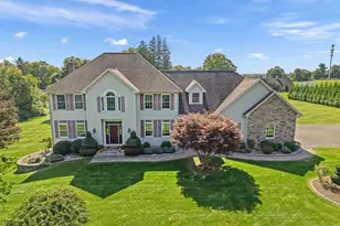 1 Jensen Farm Rd, Oxford, CT 06478 - Photo 8