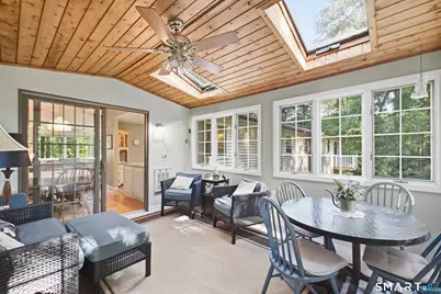 19 Crestwood Drive, East Hampton, CT 06424 - Photo 16
