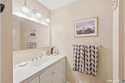 19 Crestwood Drive, East Hampton, CT 06424 - Photo 20