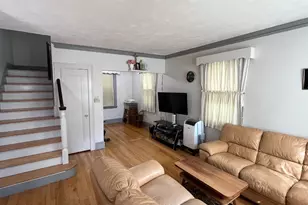 19 Portman St, Windsor, CT 06095 - Photo 2