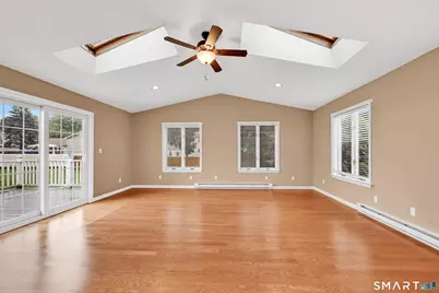 65 Claire Street, Bristol, CT 06010 - Photo 8