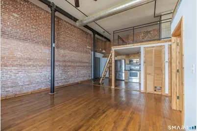 325 Myrtle Avenue #1102, Bridgeport, CT 06604 - Photo 2
