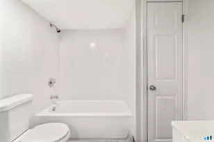 323 W Division St, New Haven, CT 06511 - Photo 18