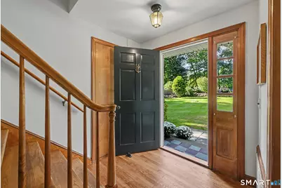 17 Driftwood Lane, Norwalk, CT 06851 - Photo 4