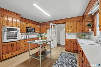 17 Driftwood Lane, Norwalk, CT 06851 - Photo 10