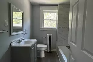 1588 Ella T Grasso Blvd, New Haven, CT 06511 - Photo 10