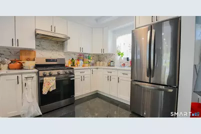 849 Frost Road, Waterbury, CT 06705 - Photo 18