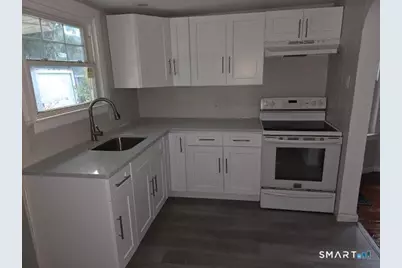 18 Huntingdon Place, Waterbury, CT 06708 - Photo 4