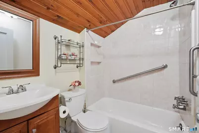 424 Commonwealth Avenue, New Britain, CT 06053 - Photo 24