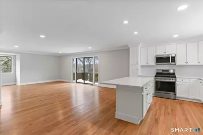55 Black Hawk Lane #B, Stratford, CT 06614 - Photo 10