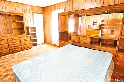 22 Hull Street, Bristol, CT 06010 - Photo 10