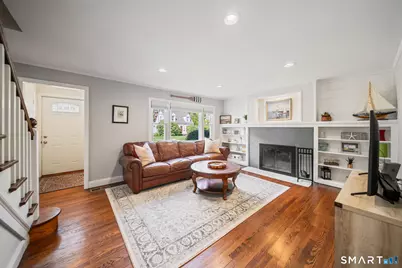 51 Home Place, Branford, CT 06405 - Photo 2