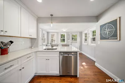 51 Home Place, Branford, CT 06405 - Photo 8