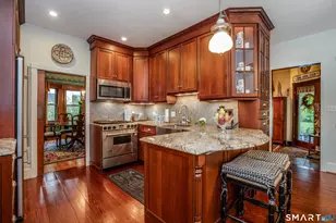 233 Oxford St, Hartford, CT 06105 - Photo 14