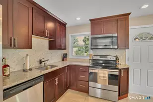 221 Monroe St, East Hartford, CT 06118 - Photo 10
