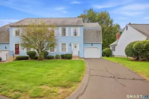 4 Oxford Dr, Suffield, CT 06078 - Photo 2