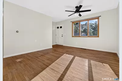 33 Cindy Lane, Groton, CT 06355 - Photo 4