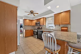 845 Stratford Rd, Stratford, CT 06615 - Photo 6