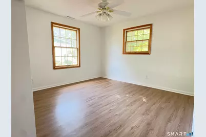 47 Rockwood Avenue, Ansonia, CT 06401 - Photo 8