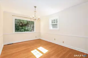 70 Benedict Ave, Fairfield, CT 06825 - Photo 10