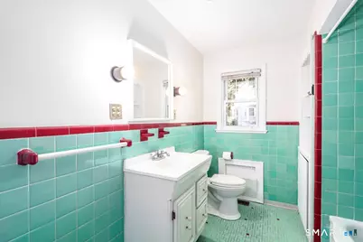 70 Benedict Avenue, Fairfield, CT 06825 - Photo 24