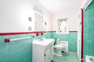 70 Benedict Ave, Fairfield, CT 06825 - Photo 24