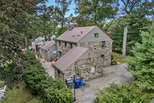 60 Broadbridge Rd, Bridgeport, CT 06610 - Photo 4