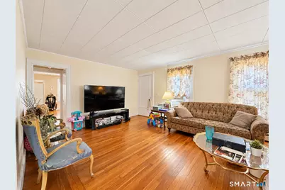 561 Savin Avenue, West Haven, CT 06516 - Photo 2