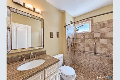 561 Savin Avenue, West Haven, CT 06516 - Photo 10
