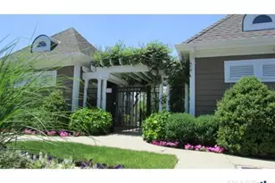 22 Terra Nova Cir, Westport, CT 06880 - Photo 2