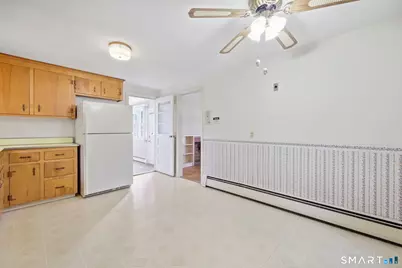 41 Crestwood Drive, Manchester, CT 06040 - Photo 4